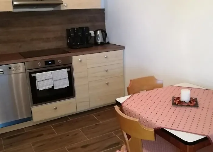 Haus Schoenblick Appartamento *